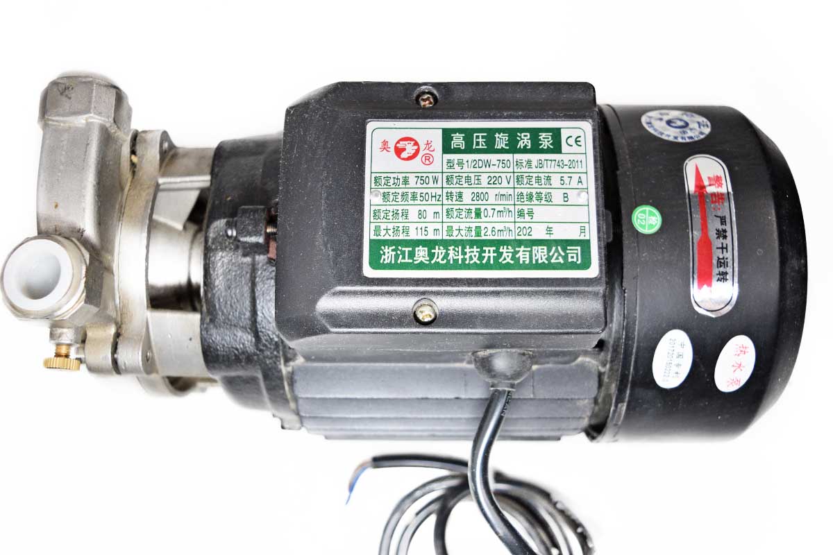 GGSB0079 Насос водный