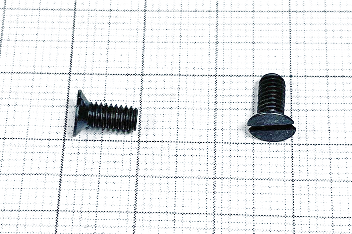 YF Винт 301S17001 (5373-HC)  (крепления иг. пл. на плоскошовную ПШМ))