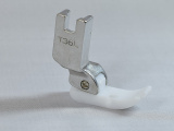 Лапка фторопластовая для молнии T36L