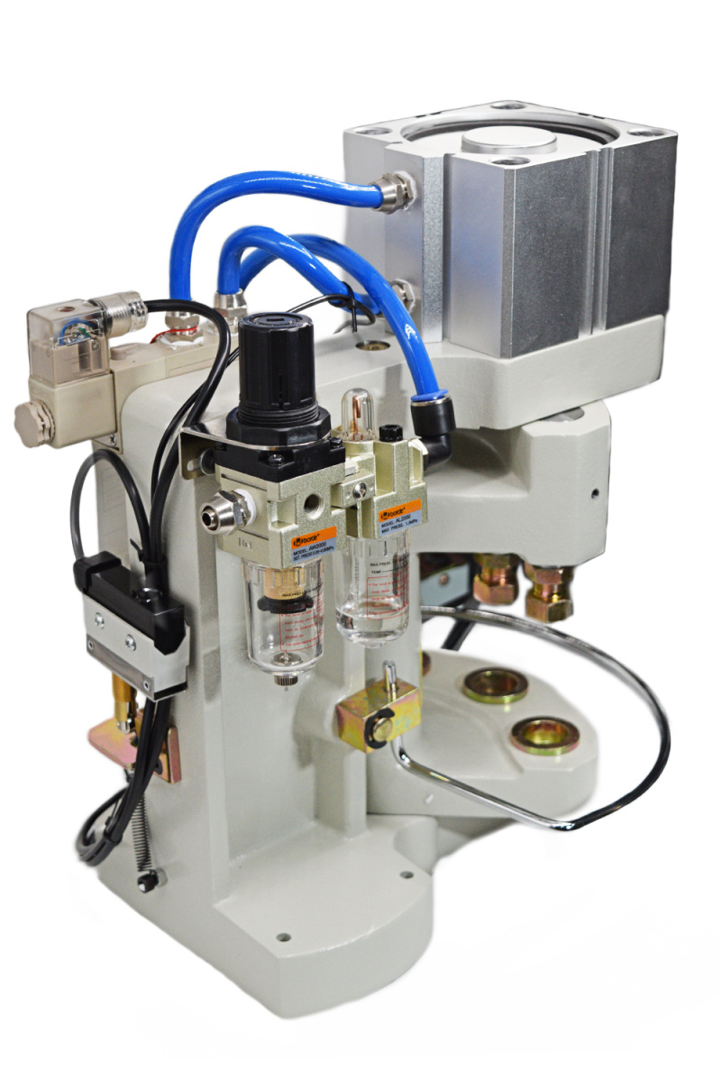 Пневматический трехпозиционный пресс для установки фурнитуры DISON DS-03-100