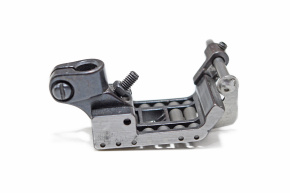 Лапка роликовая YF09044-T (с носиком, податчик резинки 5,6 мм), YF